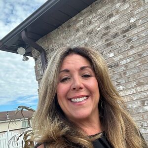 Meet your Posher, Joleen